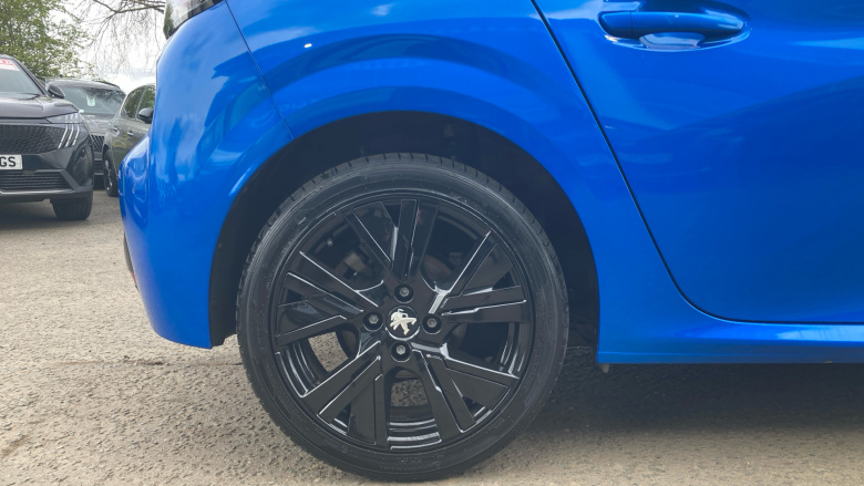 Peugeot 208 1.2 PureTech 100 Allure 5dr Petrol Hatchback